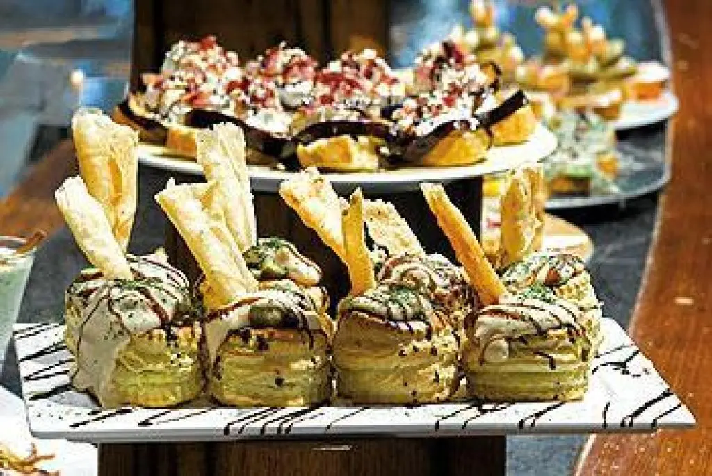 De pintxos por la ciudad medieval