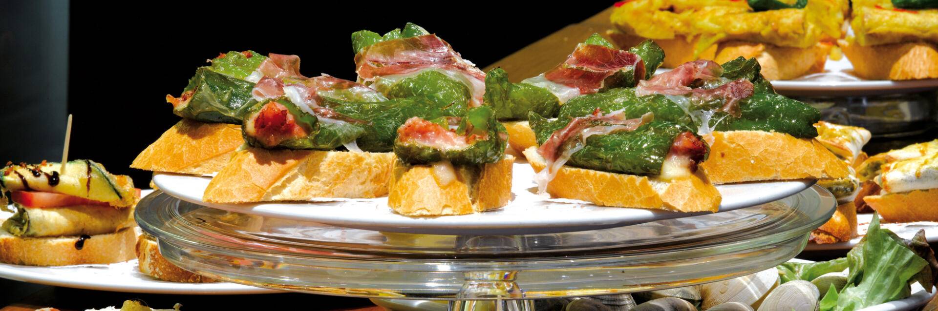 De pintxos por la ciudad medieval